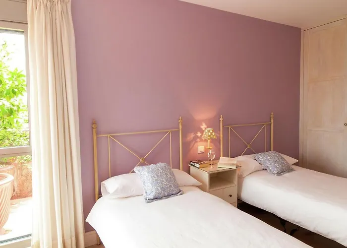 Belvilla By Oyo Vibrant With Swimming Pool וילה